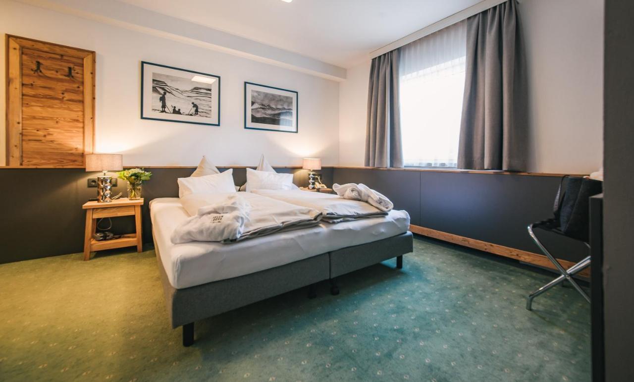 Arlen Lodge Hotel Inkl Premium Karte Im Sommer サンクト・アントン・アム・アールベルク エクステリア 写真