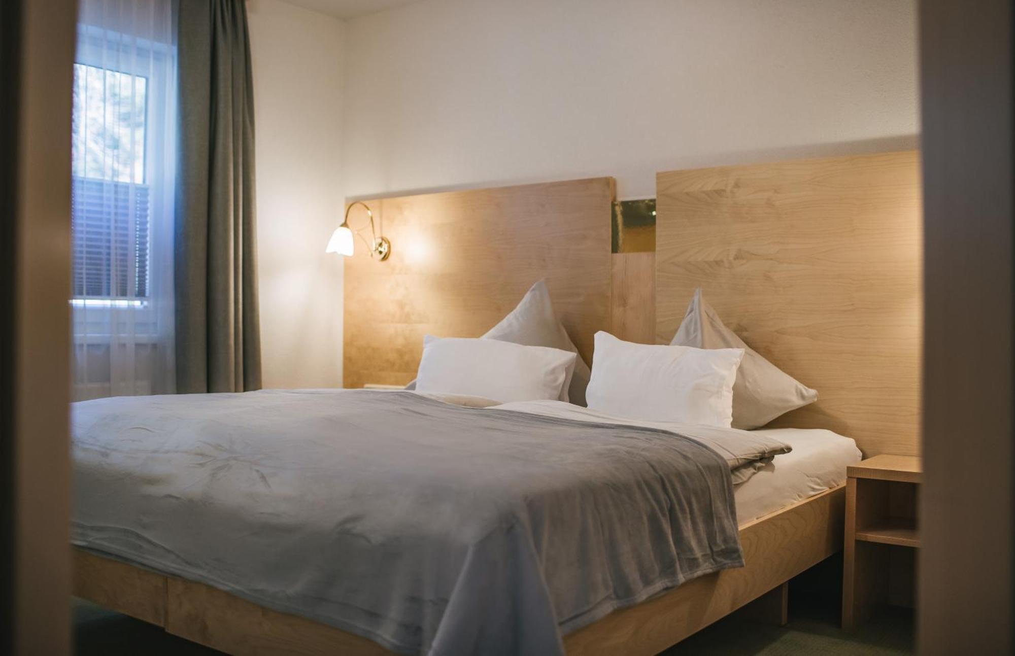 Arlen Lodge Hotel Inkl Premium Karte Im Sommer サンクト・アントン・アム・アールベルク エクステリア 写真